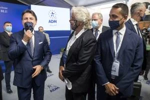 Quando Grillo lodava Conte...Poi la schizofrenica giravolta