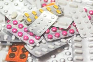 Salute in vacanza, i farmaci da mettere in valigia