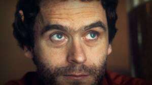 Fascino, violenza e necrofilia: la storia vera di Ted Bundy