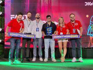 Premio GoBeyond alla startup Recivu in occasione di DigithOn