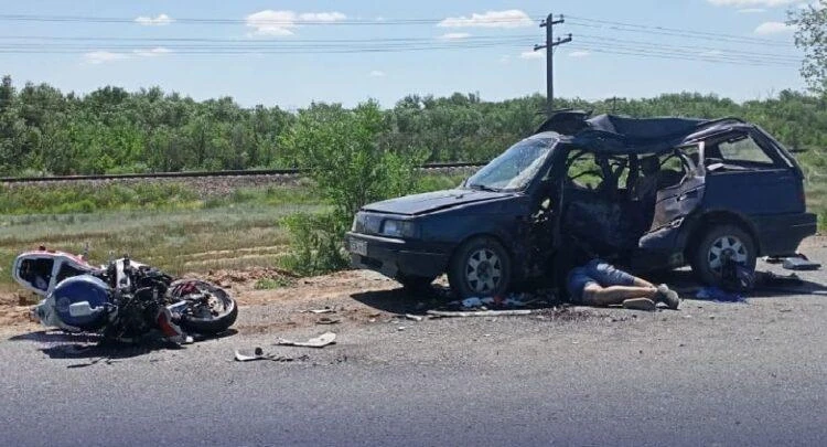 Смертельное ДТП с участием мотоциклиста произошло в Уральске