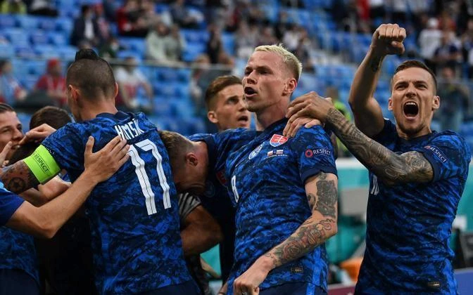 Словакия обыграла Польшу в матче чемпионата Европы