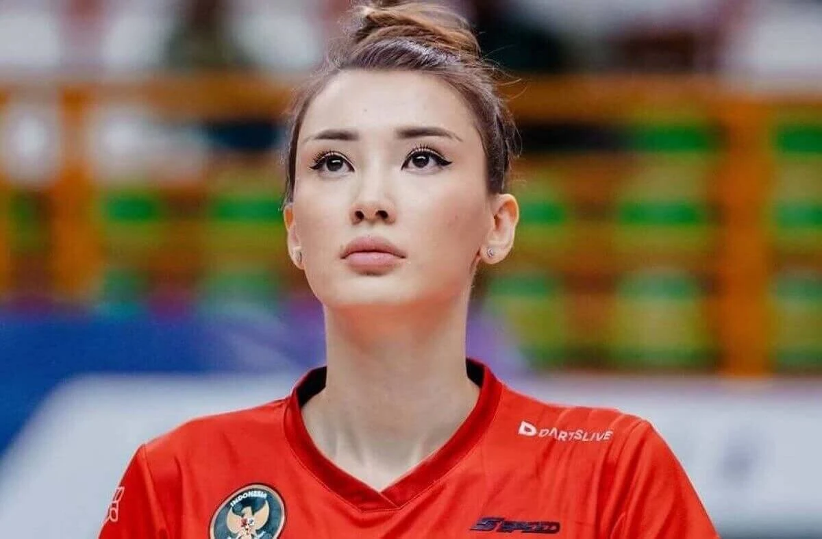 Сабина Алтынбекова покинула Казахстан
