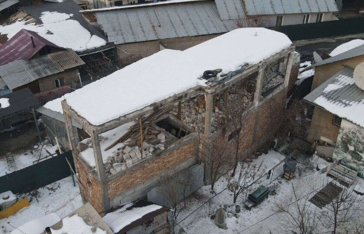 Очередной незаконный объект сносят в Алматы