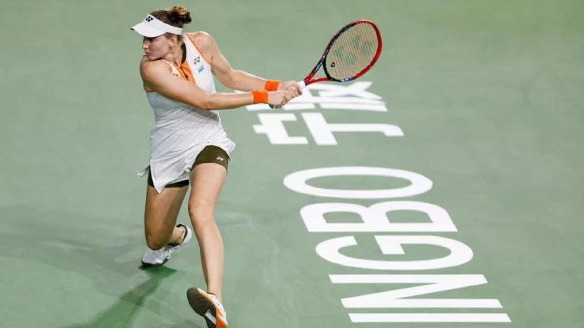 Рыбакина обыграла экс-первую ракетку мира на турнире в Токио
