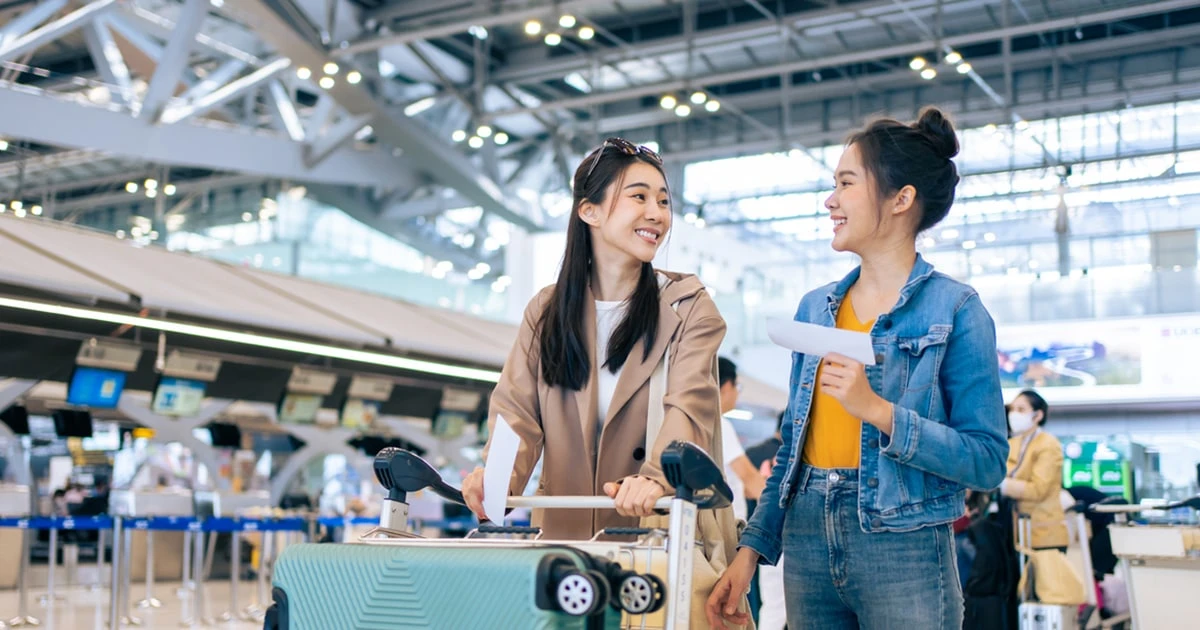 高額な請求が来る場合も…！海外旅行で絶対に忘れてはいけない「お金の対策」