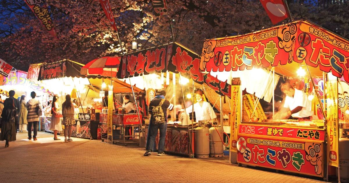 「闇深い」と批判殺到、お祭りの屋台は本当に《インチキで不衛生》だらけなのか…経験者が明かす「テキ屋商売のリアル」