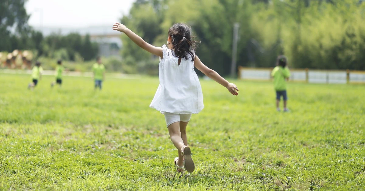 「今日は遊ぼう！」といっしょに面白がる姿勢が子どもの創造性や意欲を高める秘訣