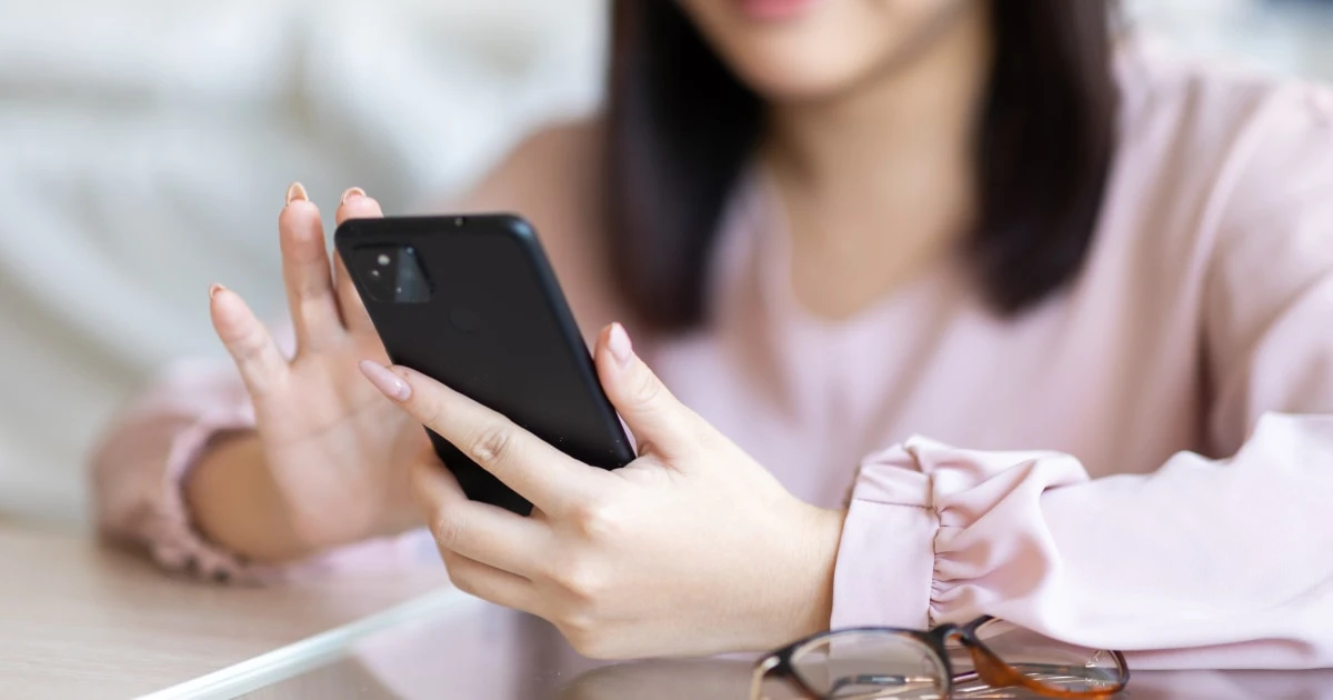 「ちょっとまって…」発達障害の子どもにスマホを渡す親たち、デジタルネイティブ時代の裏に潜む「危険な現実」