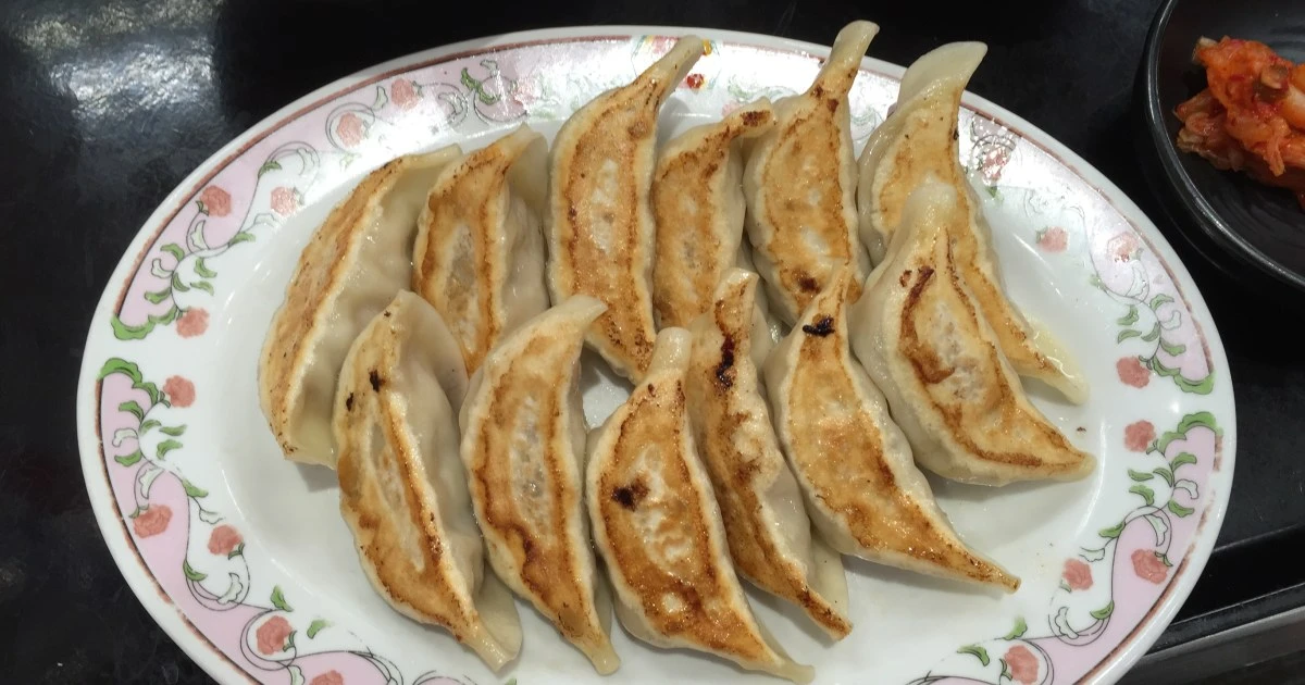餃子の王将に「1300円は払えない」ですか…？　3年間で5回も値上げ〈売上過去最高〉も、いよいよ王者の「客離れ」が始まった！