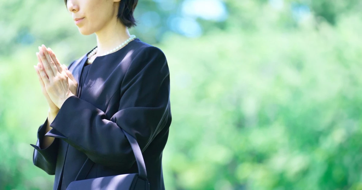 【お盆のお墓参りの時期】そもそもなぜ、日本人は葬送を仏式でおこなっているのか