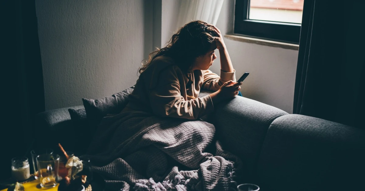 「時間」を支配されるのは誰だってイヤ…メディアが私たちに「生きづらさ」をもたらすメカニズム