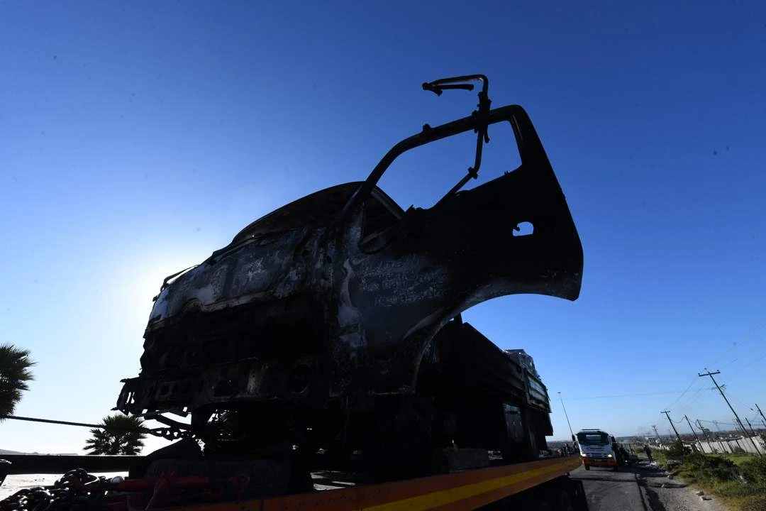 Nog ’n vragmotor in ligte laaie: Betoging in Motherwell wek toenemende kommer by sakelui