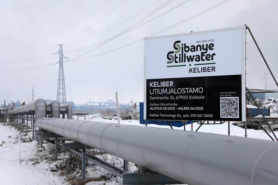 Froneman oorhandig aflosstokkie by Sibanye-Stillwater
