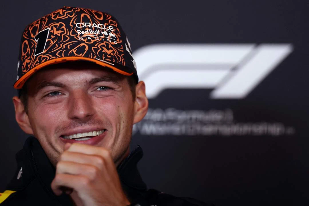 ‘Eenvoudige besluit’ om by Red Bull aan te bly, sê Verstappen
