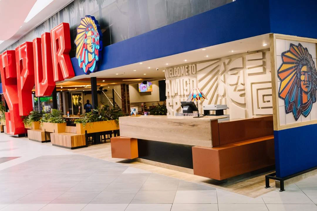 Spur sal moet betaal oor hy nie ribbetjie-ooreenkoms nakom