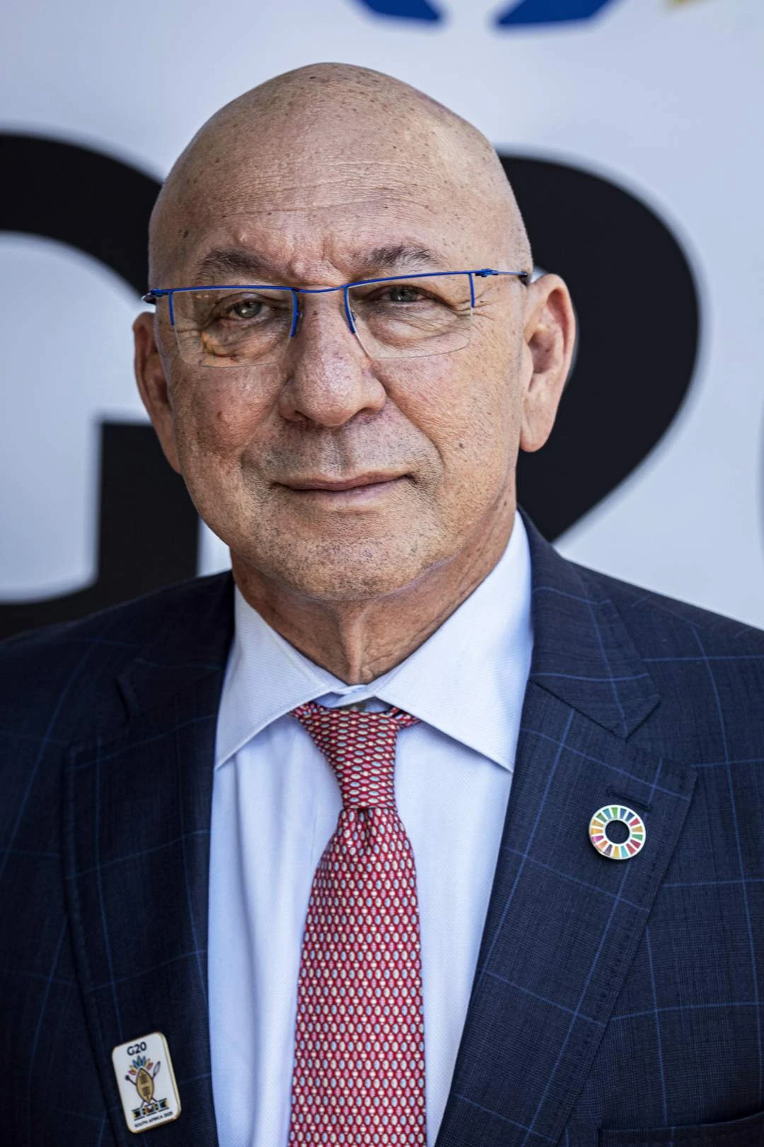 Trevor Manuel kolf nou vir SA krieket in aanloop tot WB-toernooi in 2027