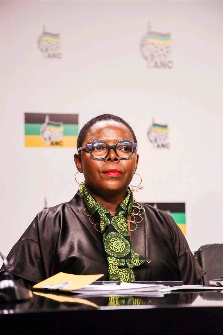 ‘Eindig Rusland en Oekraïne se konflik deur nie Westerse belange voorop te stel’ – ANC