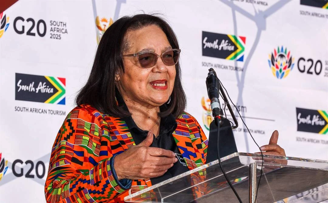 Patricia de Lille ontbind direksie van SA Toerisme