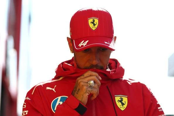 Hamilton wil op ‘suiwer liefde’ vir wedrenne fokus