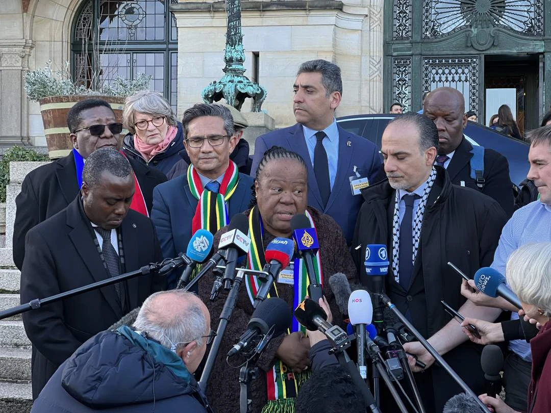 Nee, Suid-Afrika se buitelandse beleid is nié anti-Westers nie