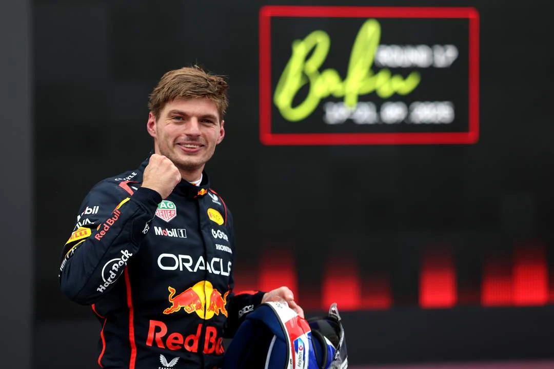 Verstappen seëvier in Azerbeidjan