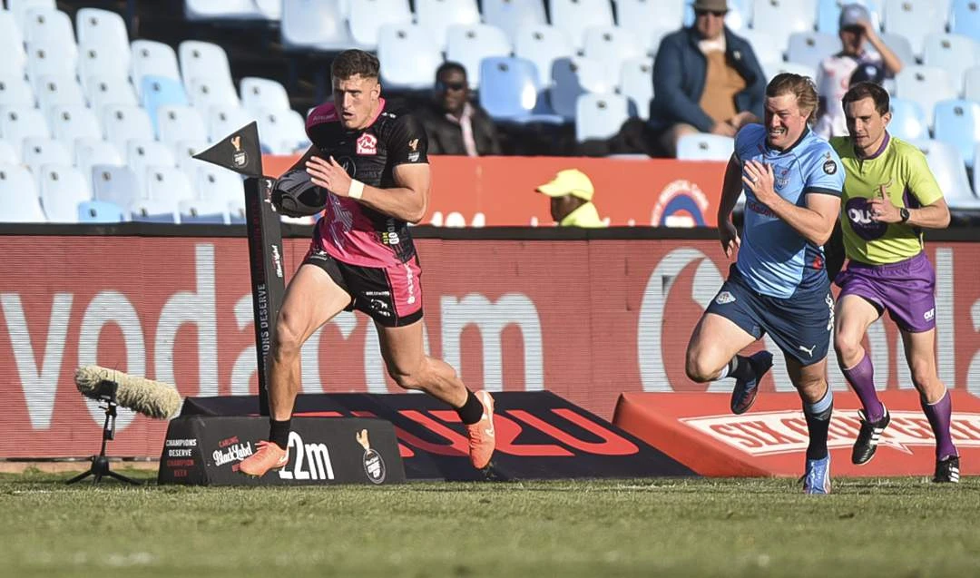 Laevelders se ‘Bok’ gaan loopbaan in Engeland voortsit