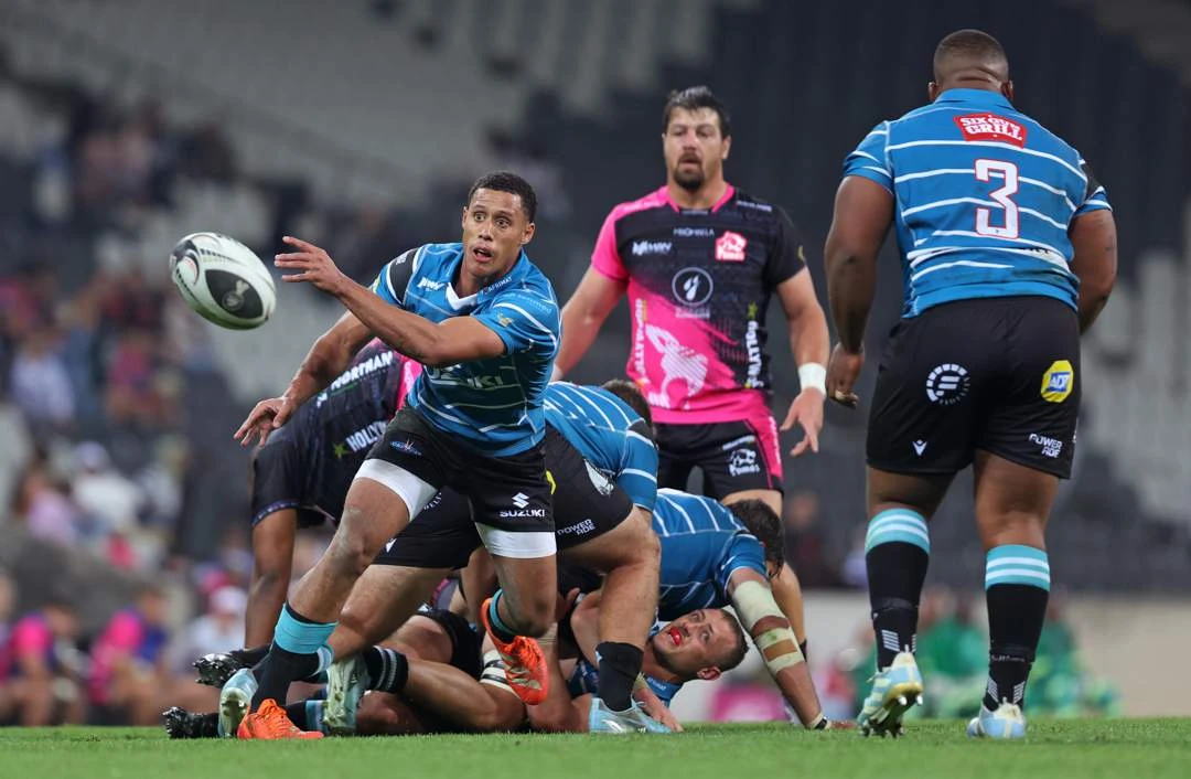 Stormers klop by Griekwas aan om diepte op skrumskakel aan te vul