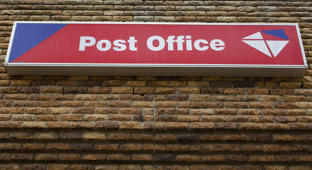 Regrukplan vir Poskantoor ná 2 jaar steeds nêrens te sien