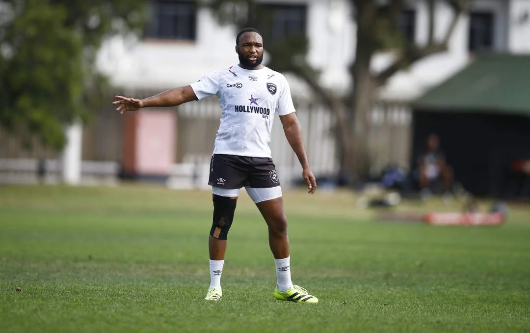 Am maak terugkeer in slypstryd teen Saracens