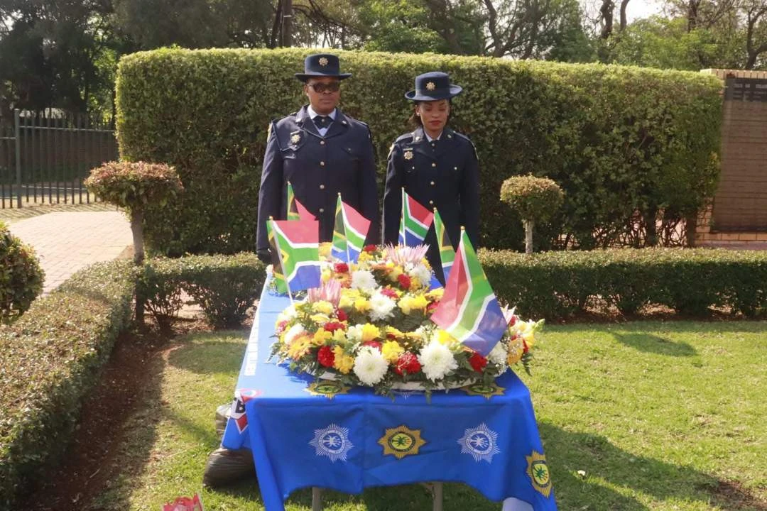 Gautengse polisie huldig 4 gestorwe lede