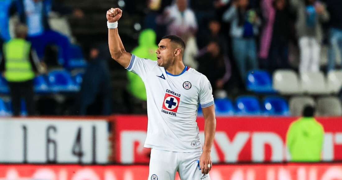 El Cruz Azul remonta para vencer 4-2 al Pachuca y se mantendrá como el mejor equipo