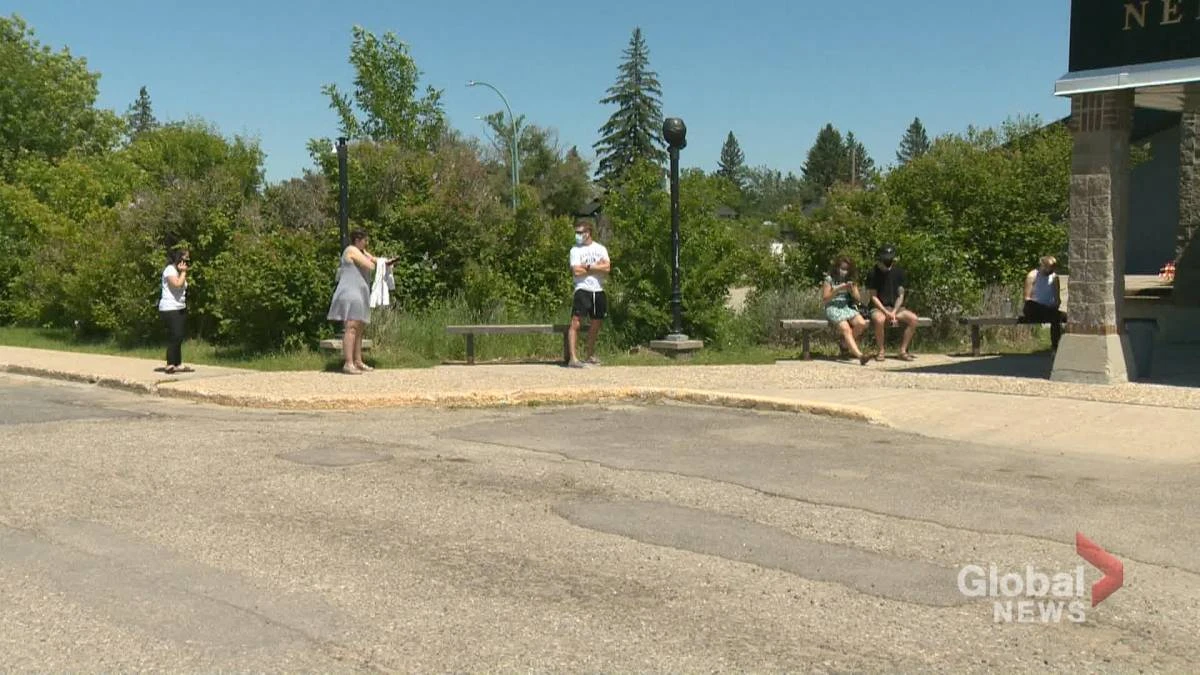 Some Saskatchewan residents opting to mix and match mRNA vaccines