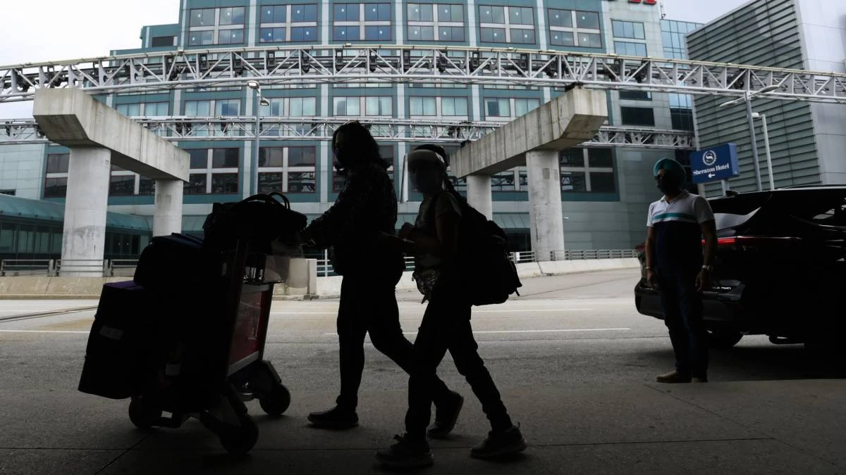 What premiers are looking for in Canada’s border reopening plan