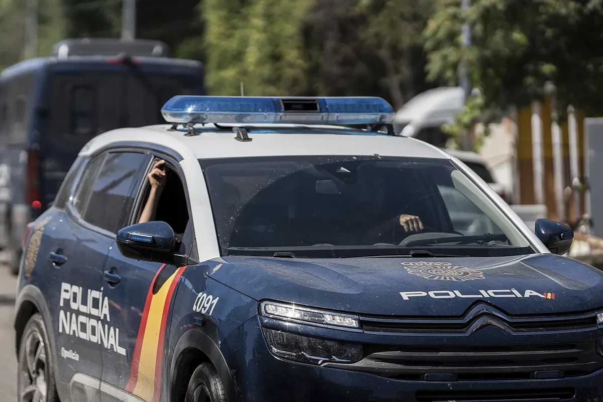 Mueren dos personas en un accidente en Mesía y lo descubre la mujer de uno de ellos tras encontrar el vehículo después de denucniar su desaparición