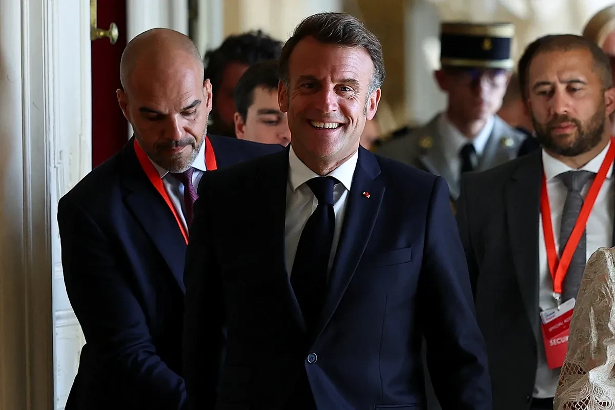 Macron anuncia un impulso de 20.000 millones a las inversiones extranjeras en Francia
