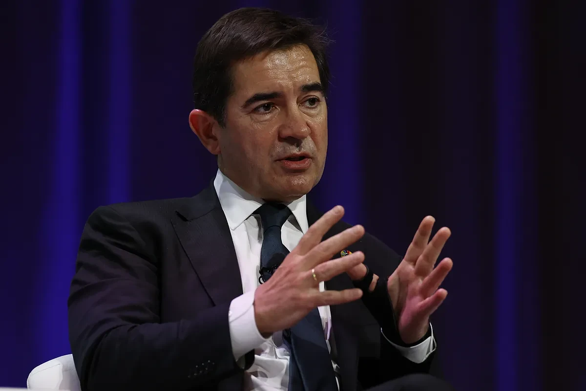 Los puntos que decidirán el voto de Blackrock, Vanguard o Norges Bank en la OPA de BBVA sobre Sabadell: la prima, el interés de los directivos o el sentido de la fusión