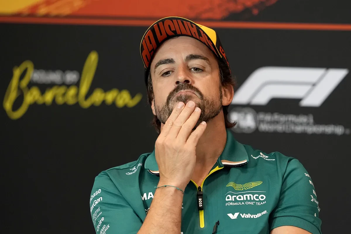 Las razones del flechazo de Alonso por Montmeló y de sus reproches a Madrid: de aquellas malas caras a 'Els Segadors' a la 'amenaza' de desaire con Ayuso