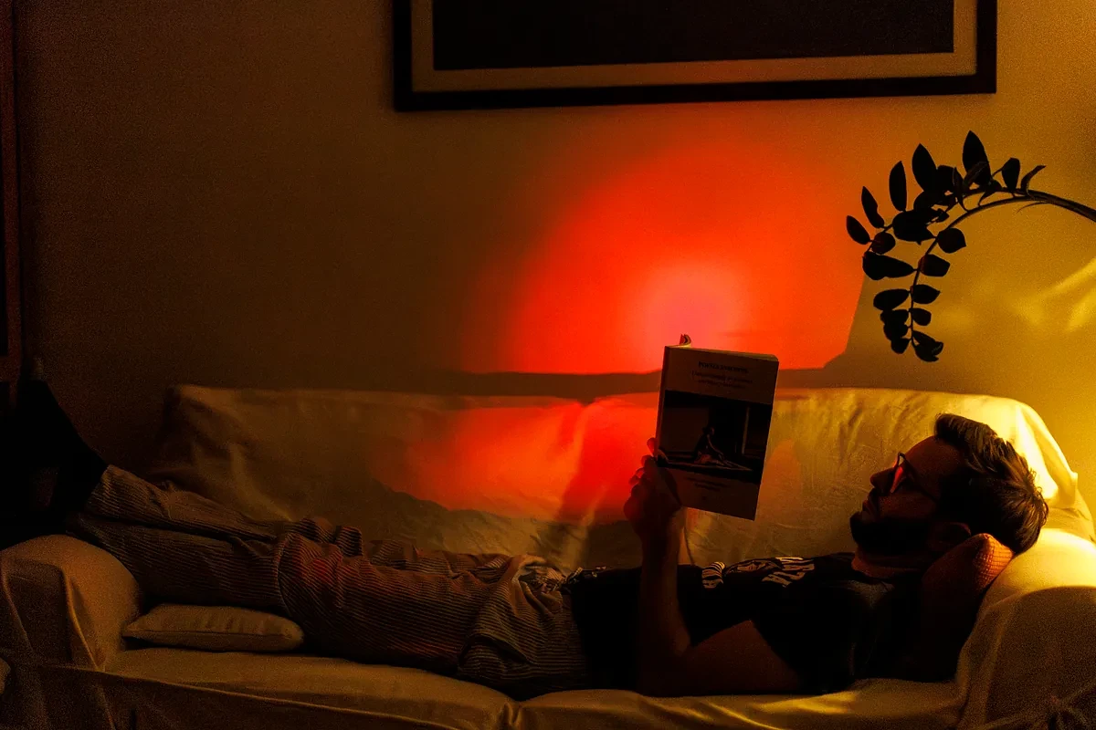 ¿Duermes mal y comes más? Aquí puedes encontrar la explicación