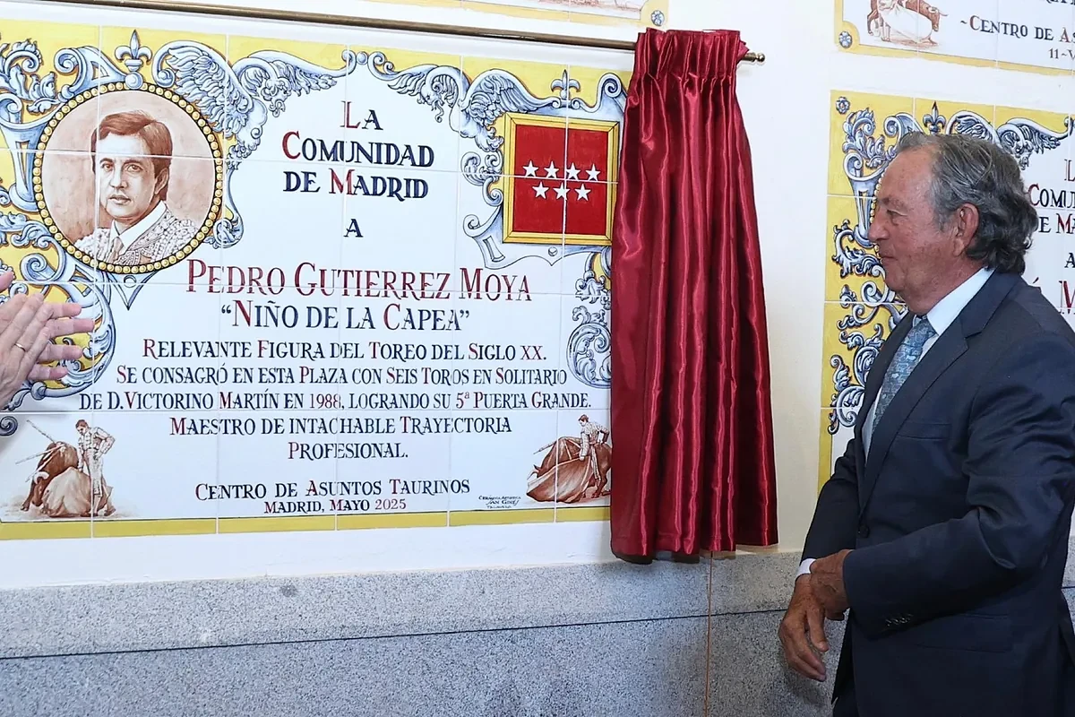 Multitudinario homenaje al Niño de la Capea en Las Ventas entre el calor de otros maestros