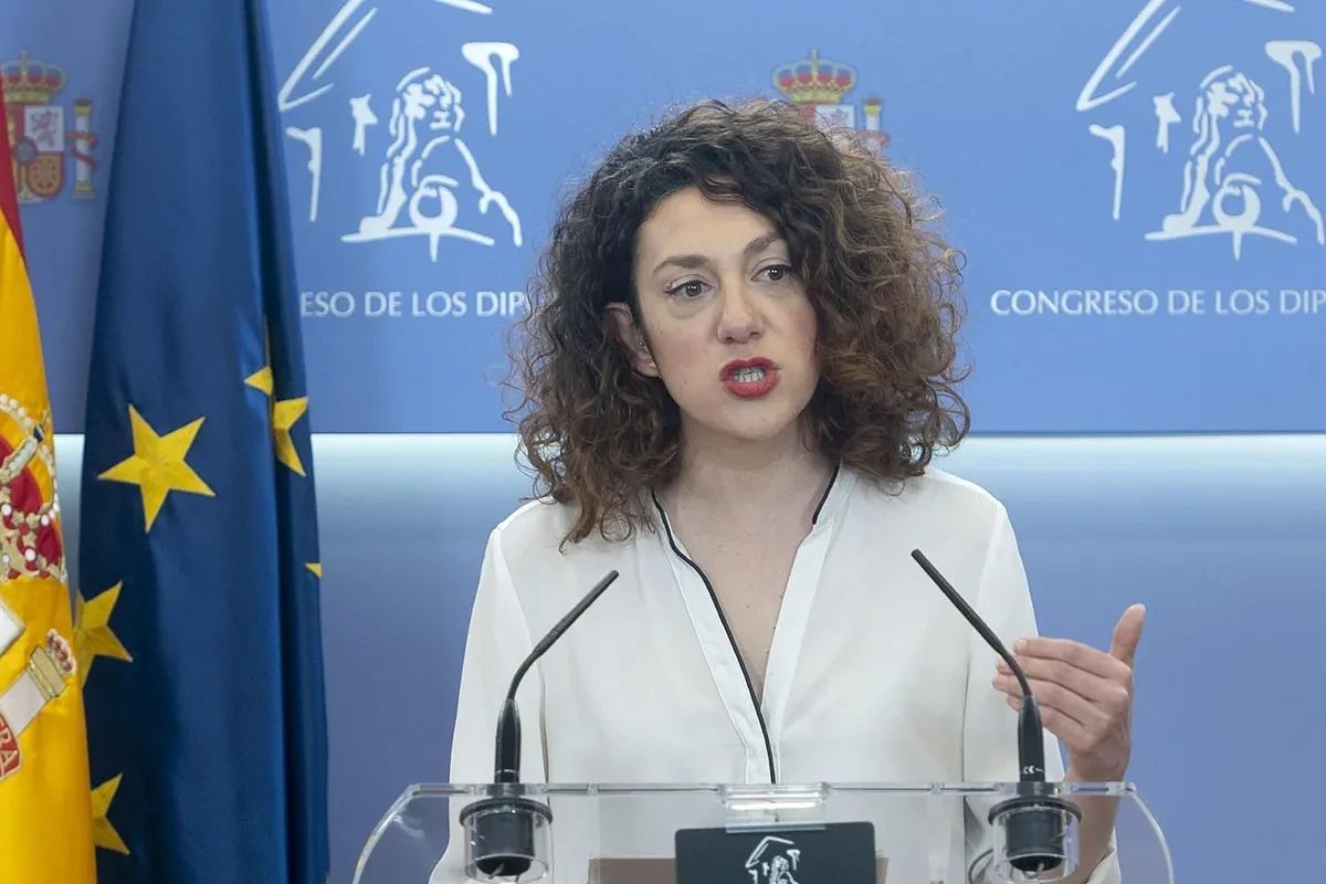 Sumar añade presión al PSOE para frenar la OPA de BBVA sobre Banco Sabadell: 