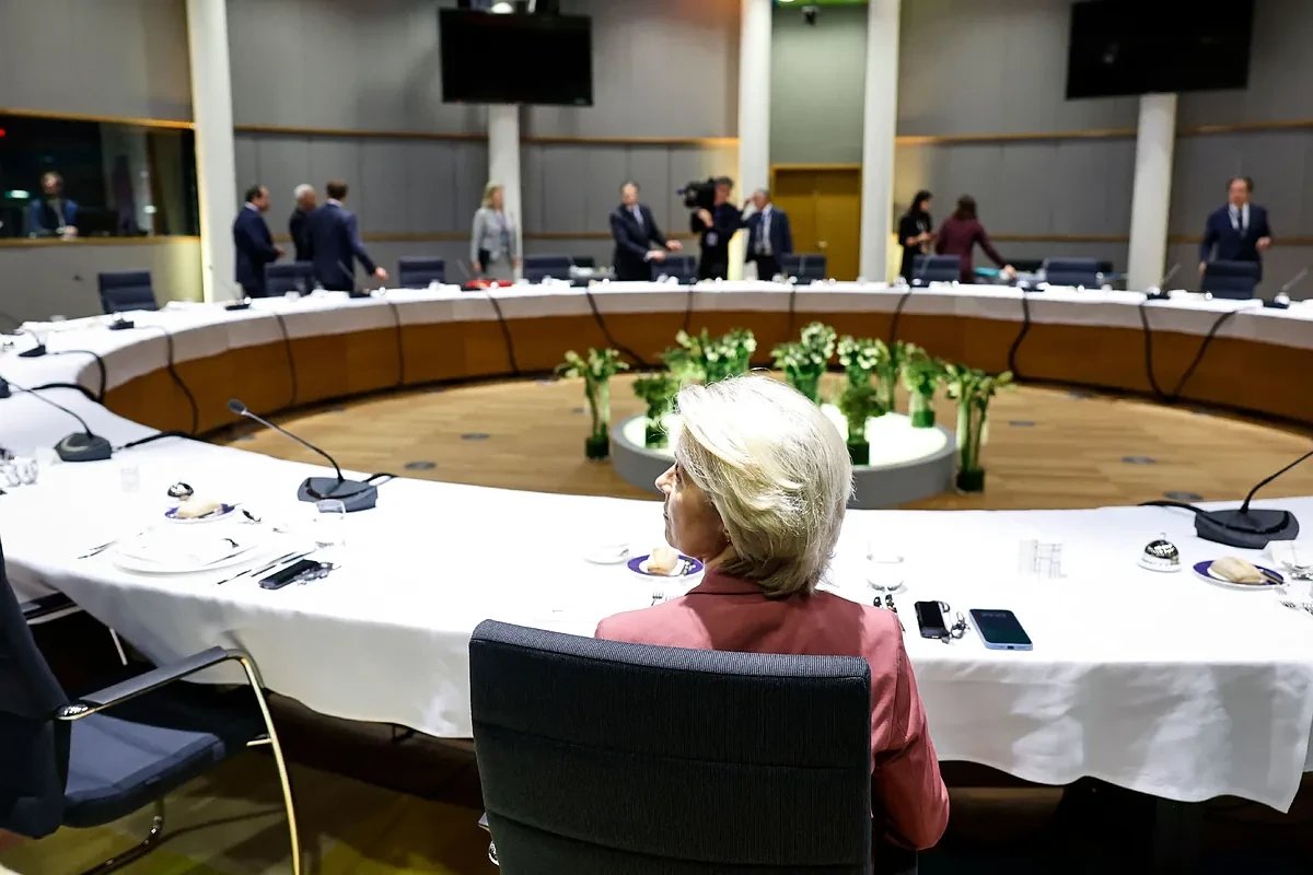 Los países de la UE logran aprobar un nuevo paquete de sanciones contra Rusia, centrado en los hidrocarburos