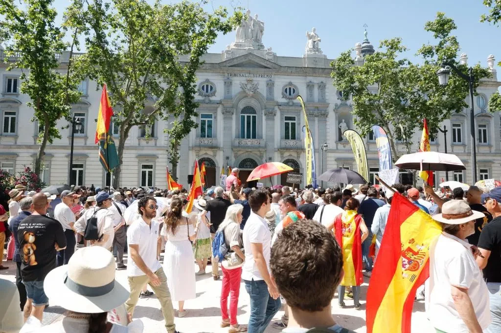 Jueces y fiscales amenazan con más huelga si el Gobierno no hace 