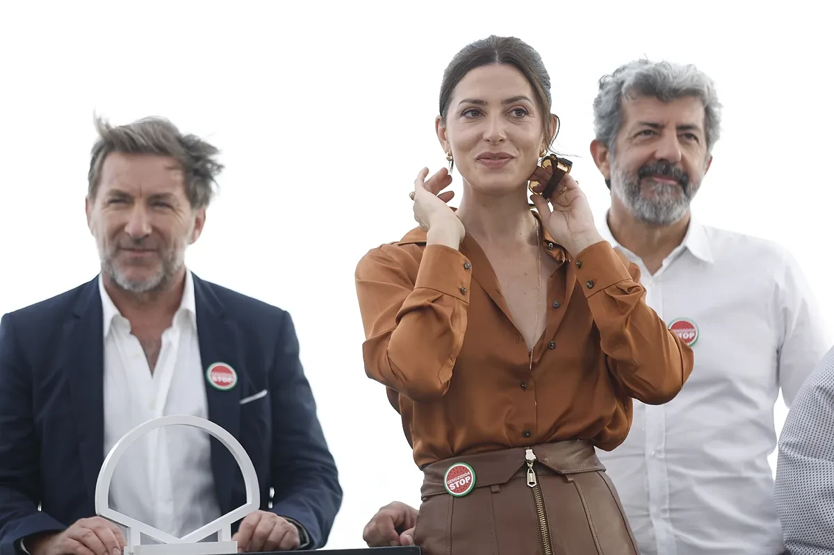 Los tigres: Alberto Rodríguez bucea con Bárbara Lennie a pulmón libre en las profundidades de un cine aventurero, frenético y muy hondo (****)