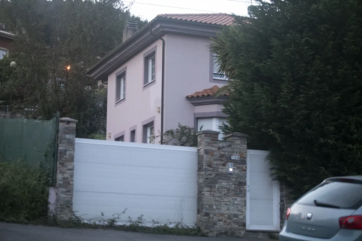 La fiscalía pide más de 25 años de cárcel para los padres que encerraron durante cuatro años a sus hijos en Oviedo