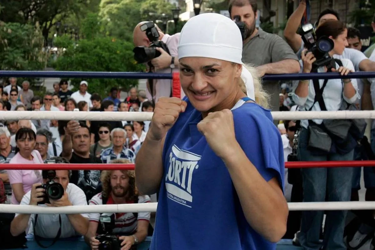 Muere Alejandra 'Locomotora' Oliveras, la histórica boxeadora Argentina que fue cuatro veces campeona mundial
