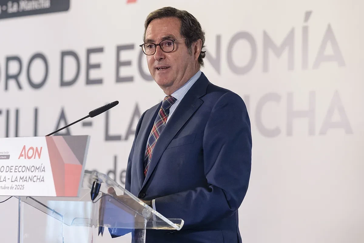 Empresarios y autónomos reaccionan al anuncio de Díaz sobre permisos: 