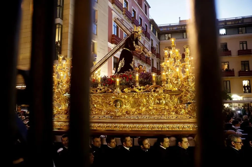 Indultados por Semana Santa seis condenados en Málaga, Granada, Jaén, Zaragoza y León