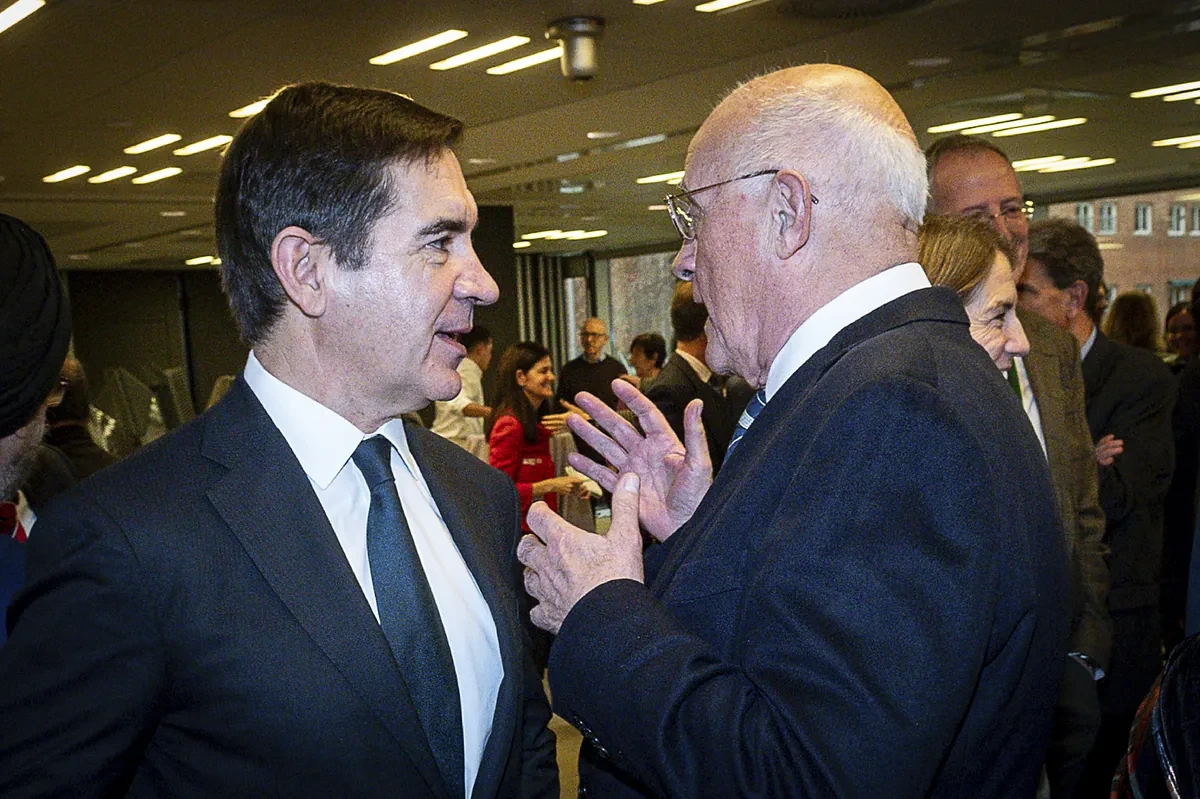 El segundo asalto de BBVA por Sabadell: un año de una OPA histórica en un año récord para la banca