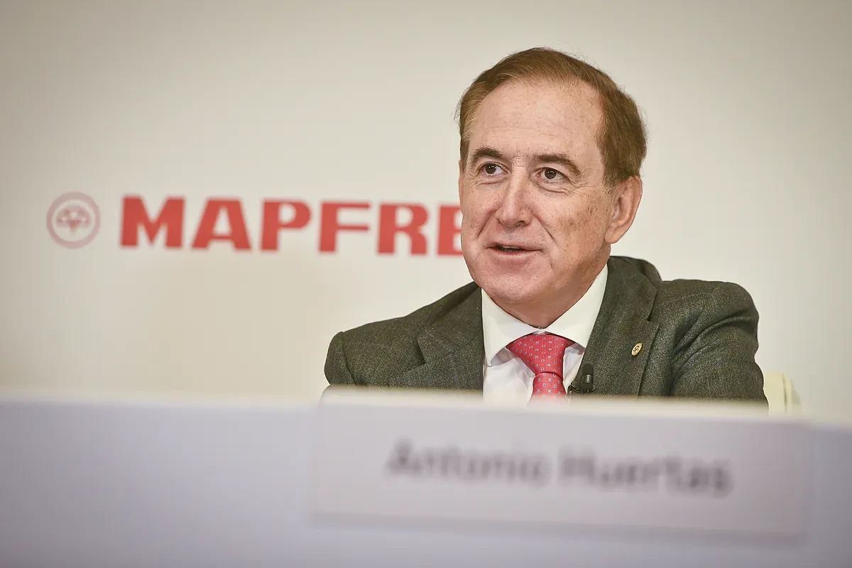 El inversor se refugia en las aseguradoras ante la guerra comercial: se disparan un 30% en un año con Mapfre a la cabeza